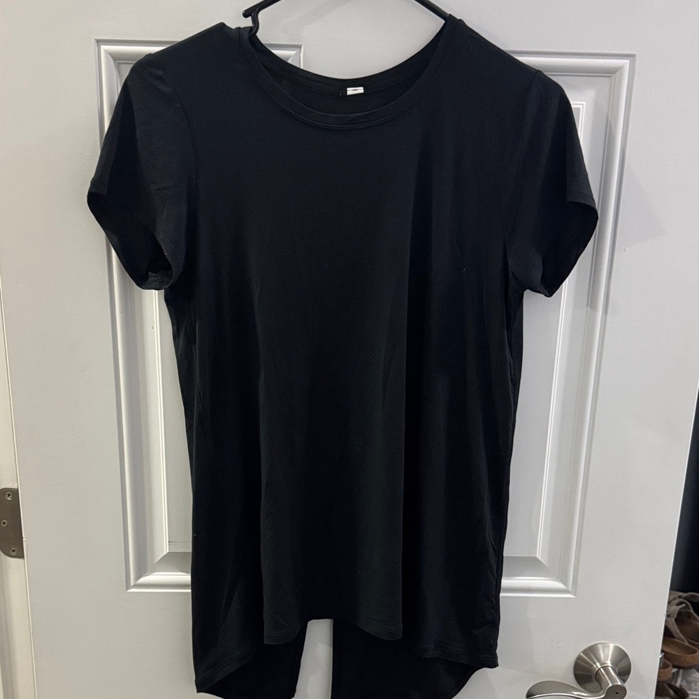 lululemon athletica Black Short Sleeve Tee